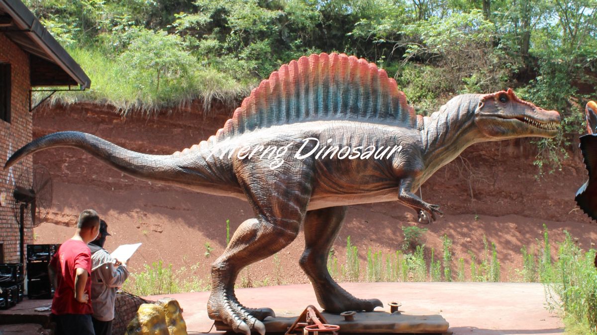 Giant Dinosaur Jurassic Park Attraction Animatronic Spinosaurus